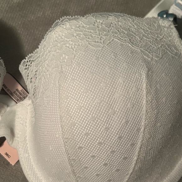 Sold- Victoria Secret Sexy Tee Lightly-Lined Lace Demi Bra - Picture 6 of 11